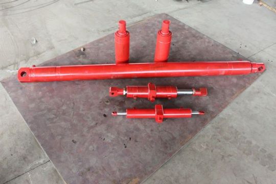 點擊查看詳細信息<br>標題：轉載機系列油缸 閱讀次數：2493